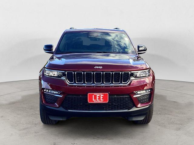 Photo of 2025 Velvet Jeep Grand Cherokee