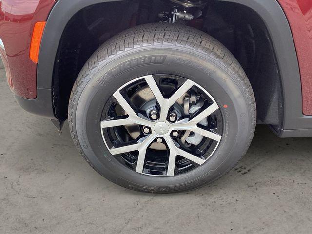 Photo of 2025 Velvet Jeep Grand Cherokee