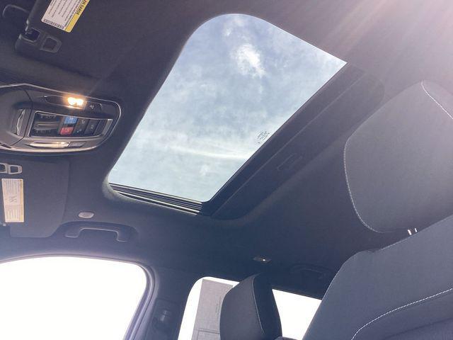 Photo of 2025 Velvet Jeep Grand Cherokee L