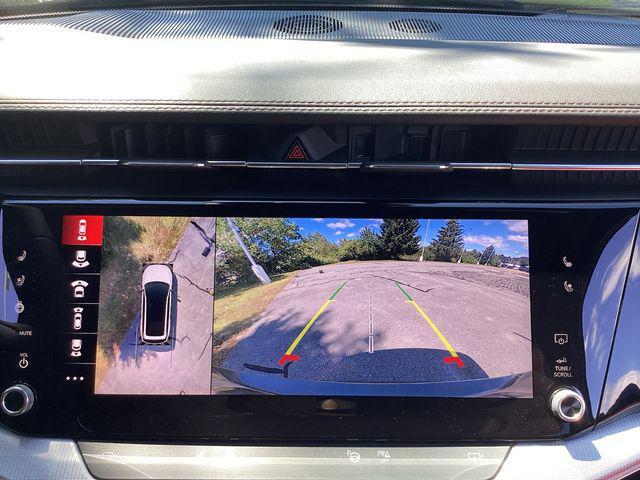Photo of 2025 Baltic Gray Metallic Clearcoat Jeep Wagoneer S