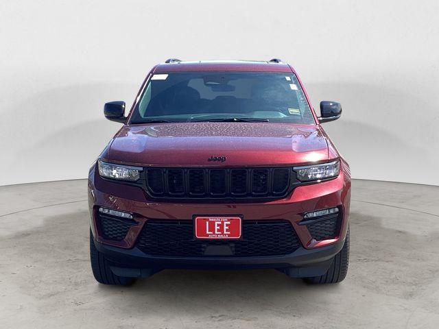 Photo of 2025 Velvet Jeep Grand Cherokee
