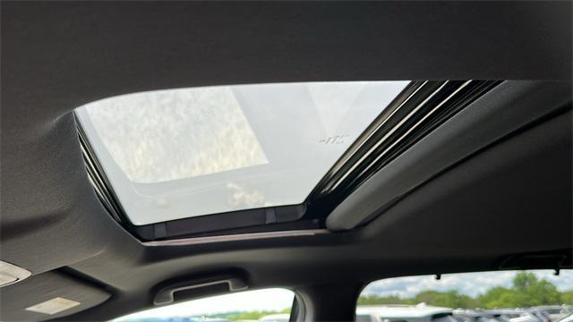 Photo of 2022 Lunar Silver Metallic Honda Passport