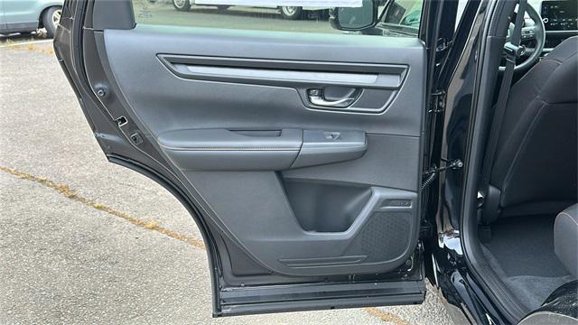 Photo of 2026 Crystal Black Pearl Honda CR-V Hybrid