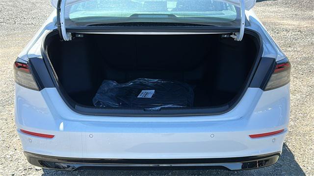 Photo of 2025 Platinum White Pearl Honda Accord Hybrid