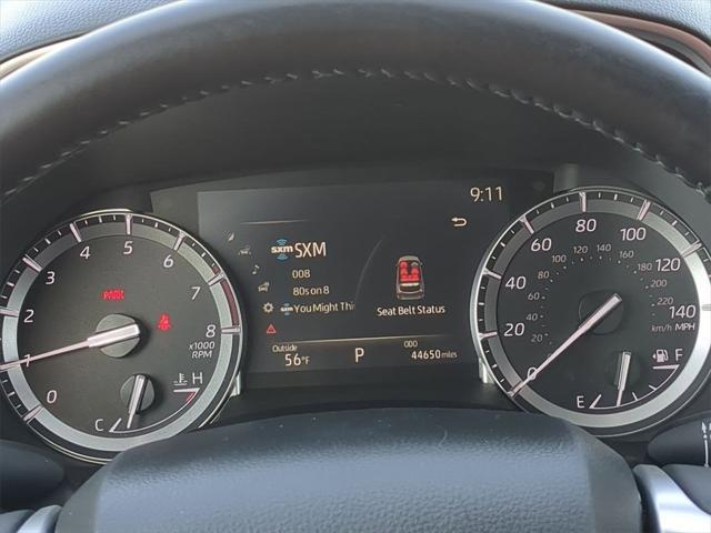 Photo of 2022 Midnight Black Metallic Toyota Highlander