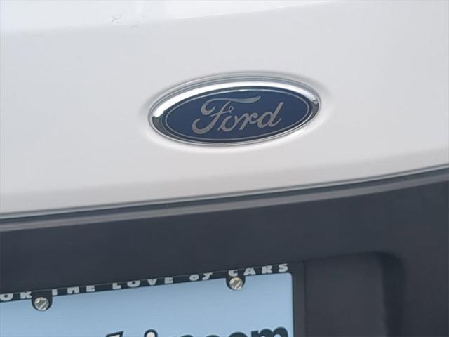 Photo of 2023 Oxford White Ford Transit-250