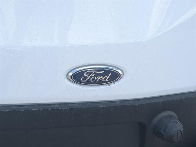 Photo of 2025 Oxford White Ford Transit-250