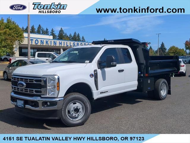 Photo of 2024 Oxford White Ford F-350