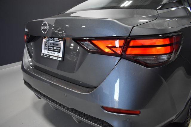 Photo of 2025 Gun Metallic Nissan Sentra