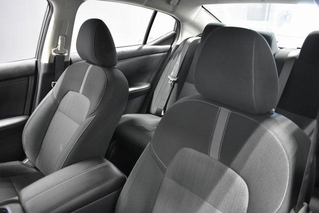 Photo of 2025 Gun Metallic Nissan Sentra