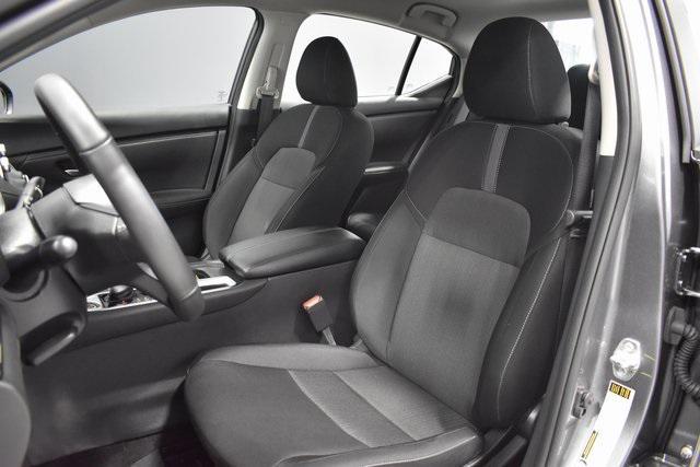 Photo of 2025 Gun Metallic Nissan Sentra