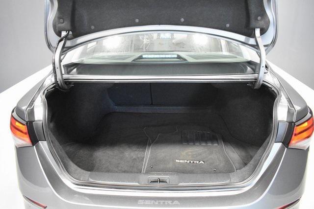 Photo of 2025 Gun Metallic Nissan Sentra
