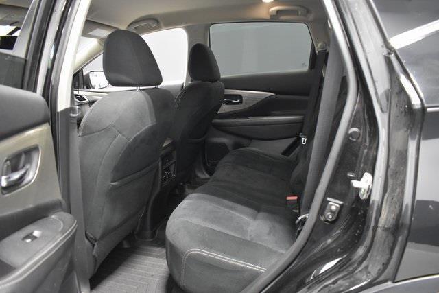 Photo of 2018 Magnetic Black Metallic Nissan Murano