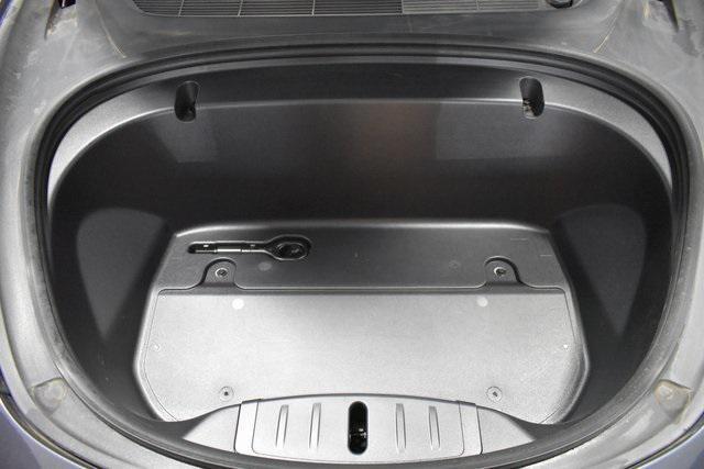 Photo of 2020 Gray Tesla Model 3
