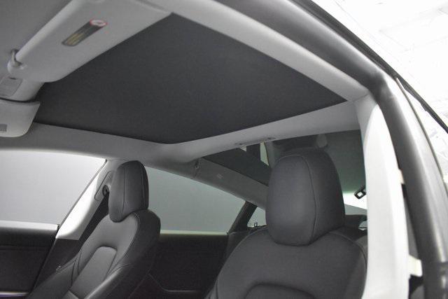 Photo of 2020 Gray Tesla Model 3