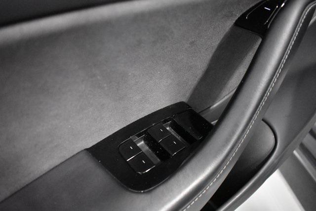 Photo of 2020 Gray Tesla Model 3