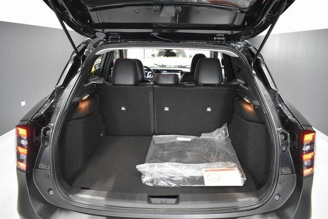 Photo of 2025 Super Black Nissan Kicks