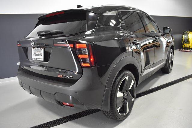 Photo of 2025 Super Black Nissan Kicks