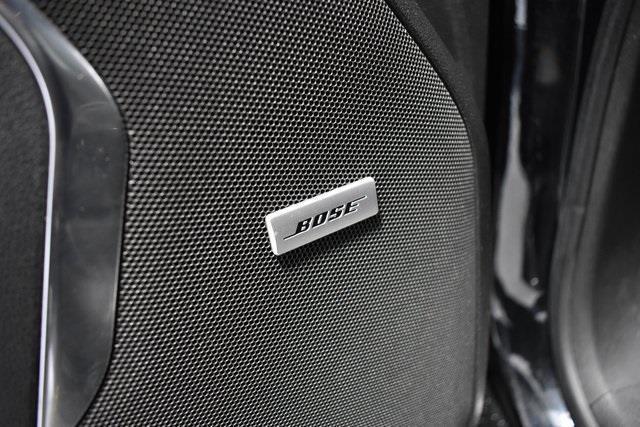 Photo of 2022 Black Chevrolet Suburban