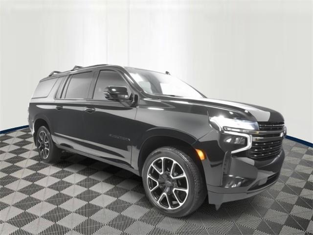Photo of 2022 Black Chevrolet Suburban