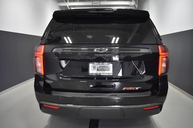 Photo of 2022 Black Chevrolet Suburban
