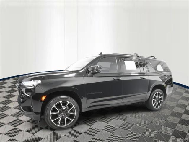 Photo of 2022 Black Chevrolet Suburban