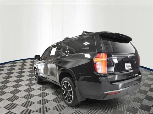 Photo of 2022 Black Chevrolet Suburban