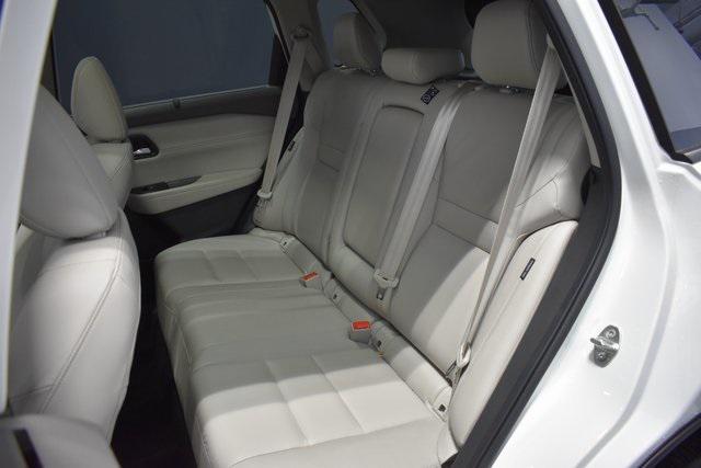 Photo of 2023 Pearl White Tricoat Nissan Rogue