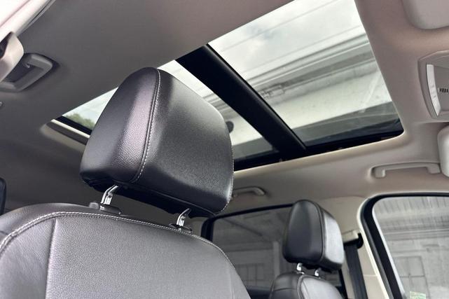 Photo of 2016 Ingot Silver Ford Escape