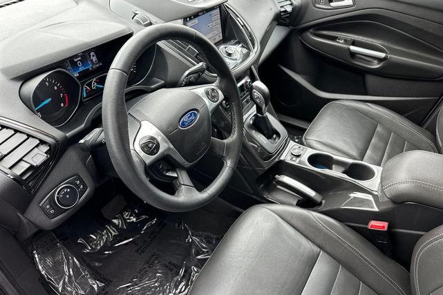 Photo of 2016 Ingot Silver Ford Escape