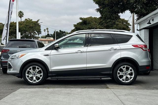 Photo of 2016 Ingot Silver Ford Escape