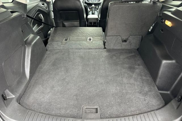 Photo of 2016 Ingot Silver Ford Escape