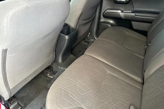 Photo of 2018 Blazing Blue Pearl Toyota Tacoma