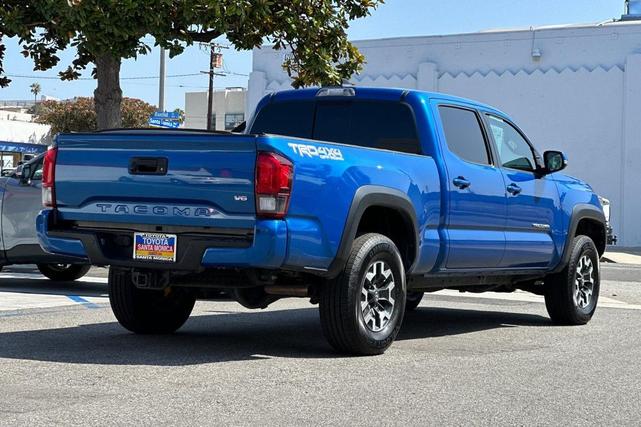 Photo of 2018 Blazing Blue Pearl Toyota Tacoma