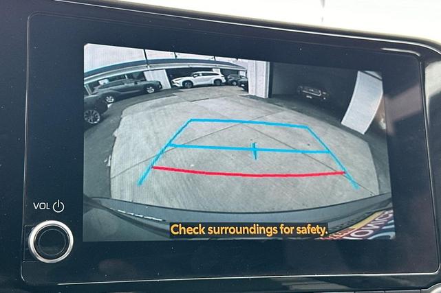 Photo of 2023 Gray Toyota Highlander