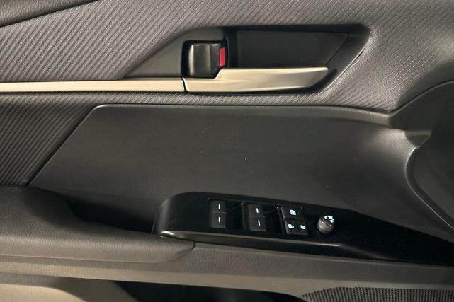 Photo of 2025 Ice Toyota Camry