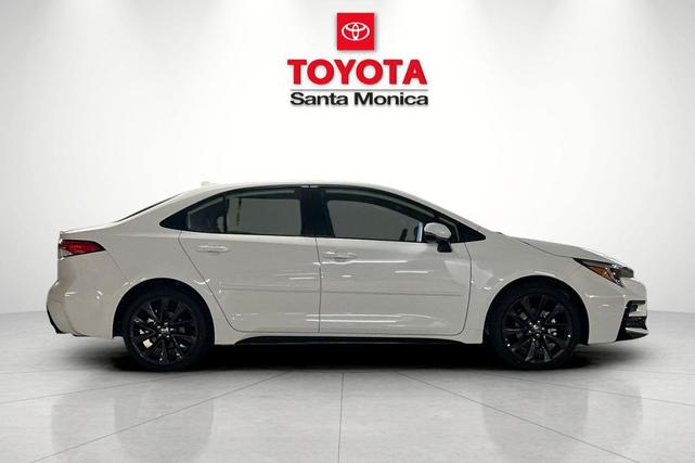 Photo of 2025 Ice Toyota Corolla Hybrid