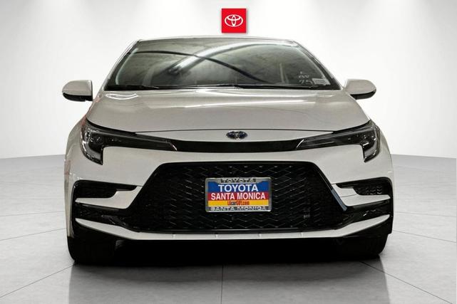 Photo of 2025 Ice Toyota Corolla Hybrid