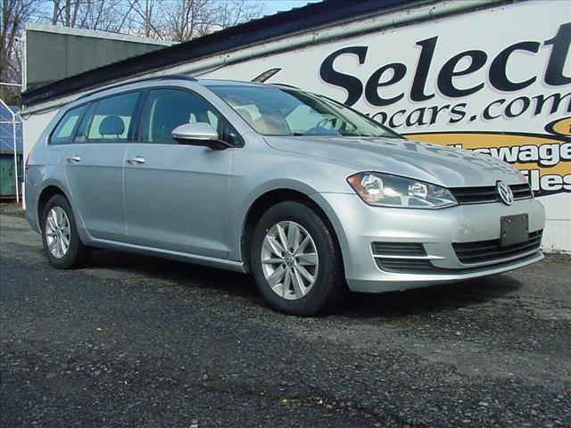 2016 Volkswagen Golf Sportwagen
