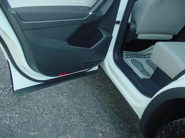 Photo of 2020 Pure White Volkswagen Tiguan
