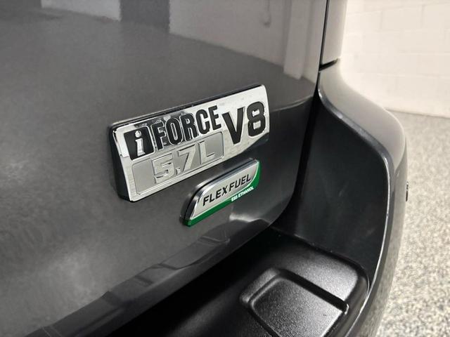 Photo of 2016 Magnetic Gray Metallic Toyota Sequoia