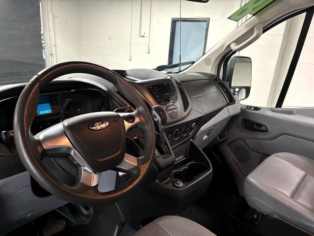 Photo of 2018 Oxford White Ford Transit-150