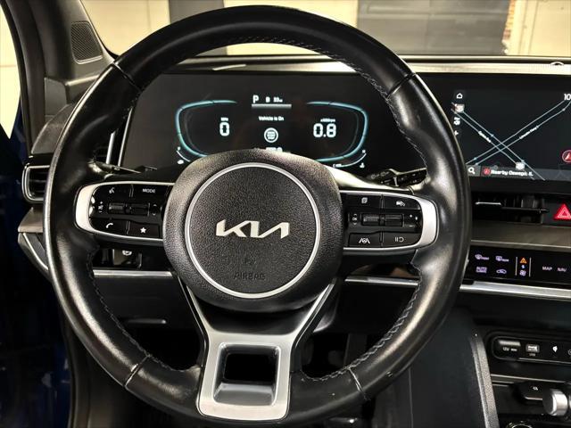 Photo of 2023 Sapphire Blue Kia Sportage