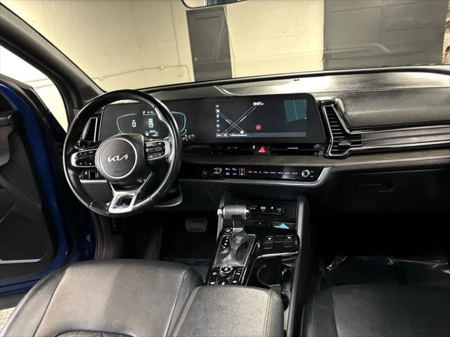Photo of 2023 Sapphire Blue Kia Sportage
