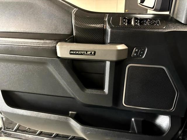 Photo of 2019 Agate Black Metallic Ford F-150