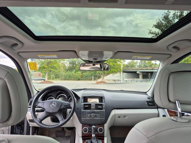 Photo of 2010 Blue Mercedes-Benz C-Class