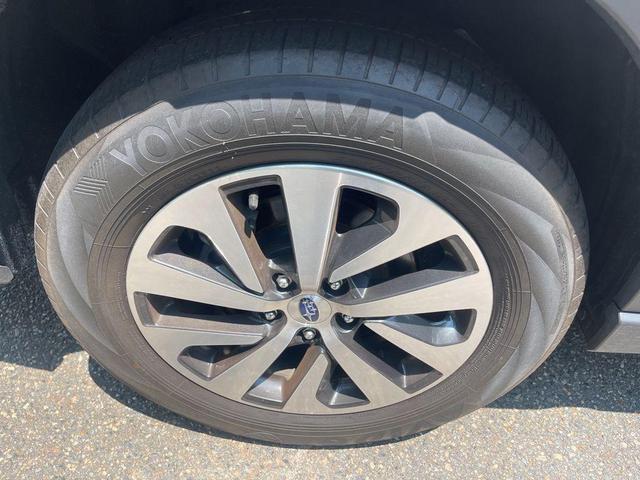 Photo of 2023 Crystal White Pearl Subaru Outback