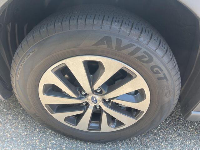 Photo of 2023 Crystal White Pearl Subaru Outback