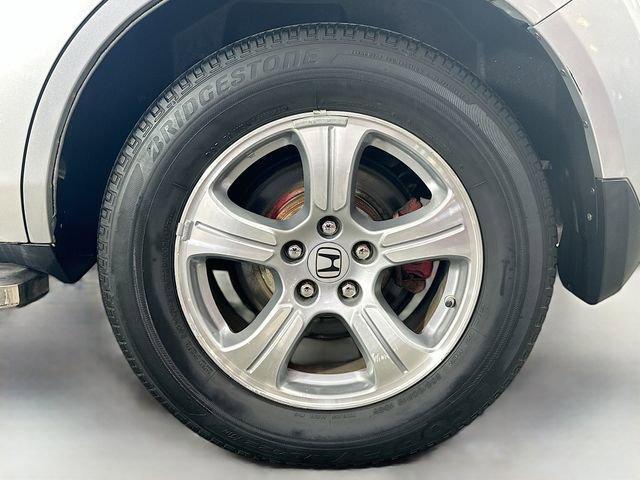 Photo of 2013 Alabaster Silver Metallic Honda Pilot