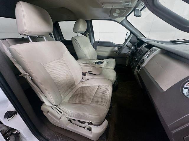 Photo of 2010 Oxford White Ford F-150